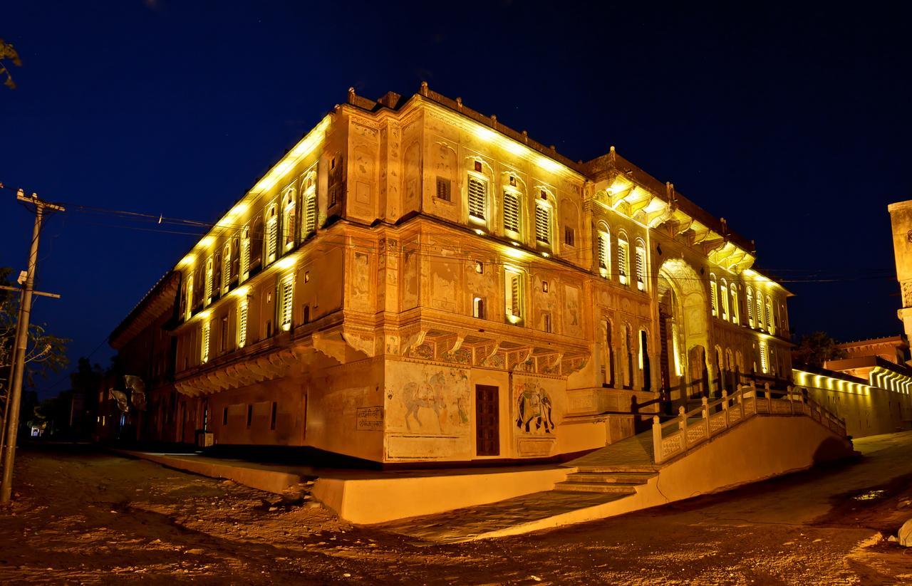 Vivaana Culture Hotel Mandāwa Exterior foto